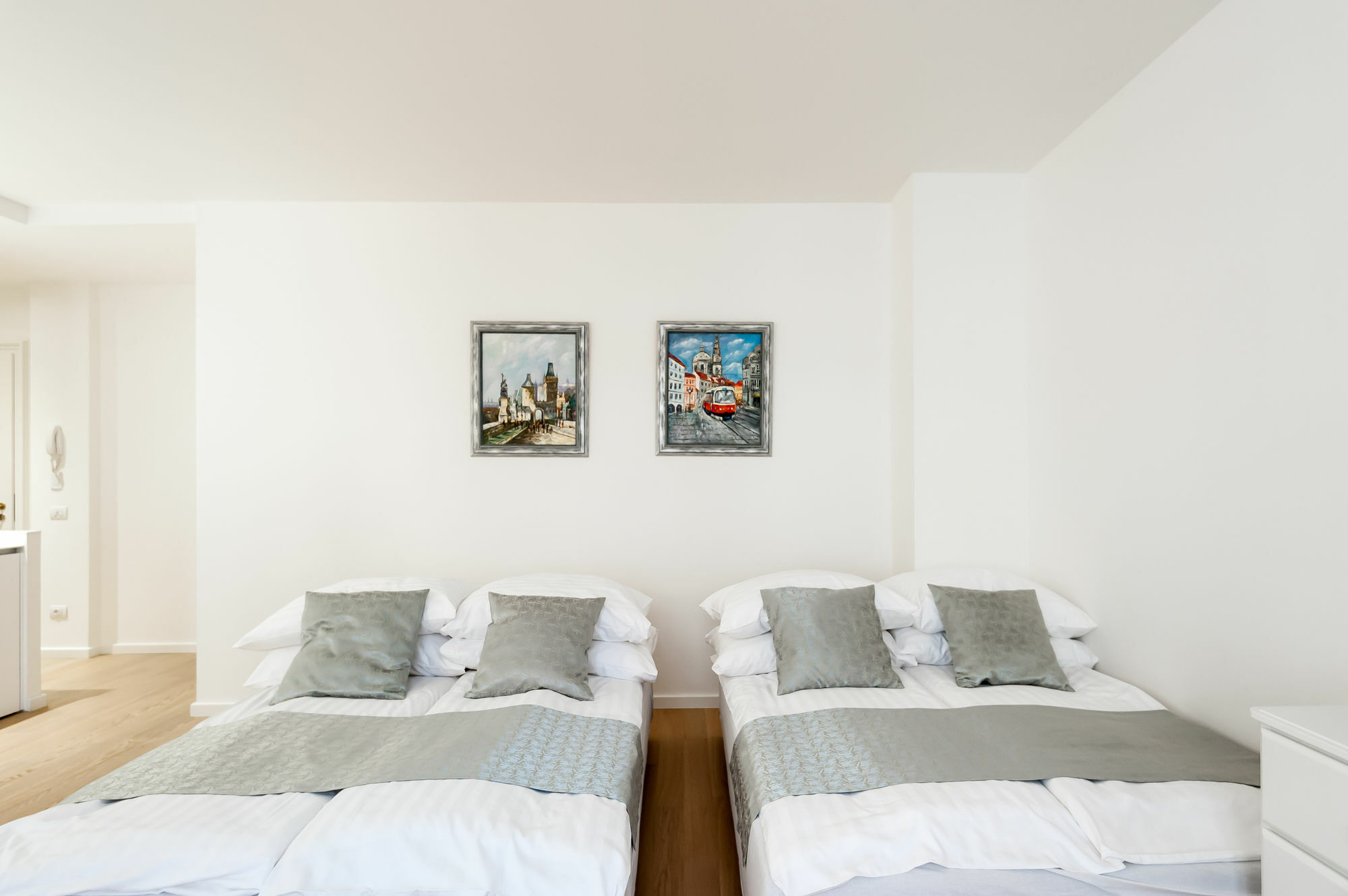 Old Town Boutique Suites Praha Bagian luar foto