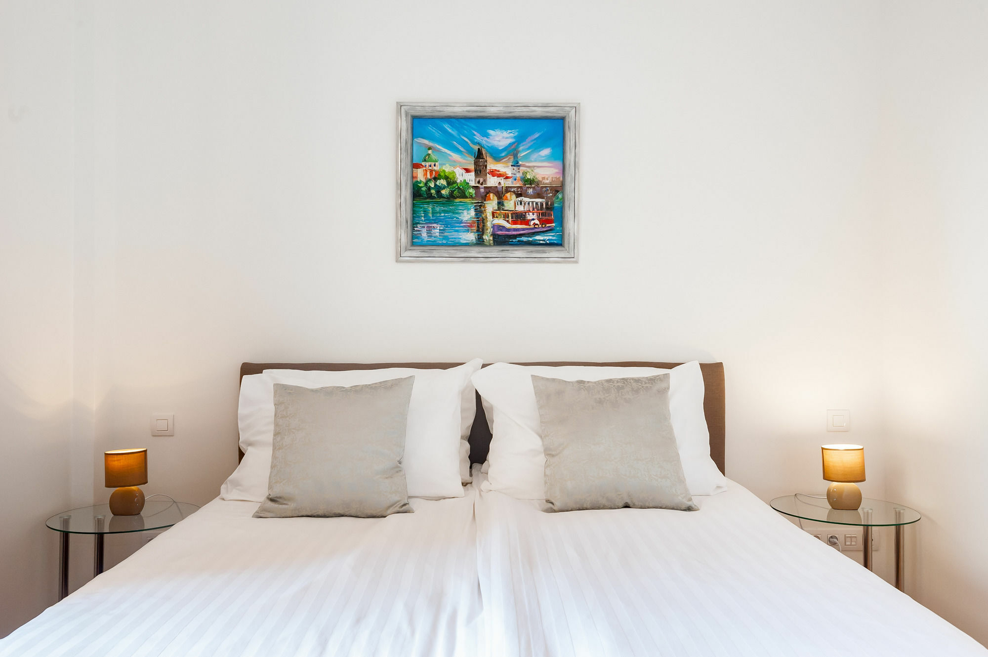 Old Town Boutique Suites Praha Bagian luar foto