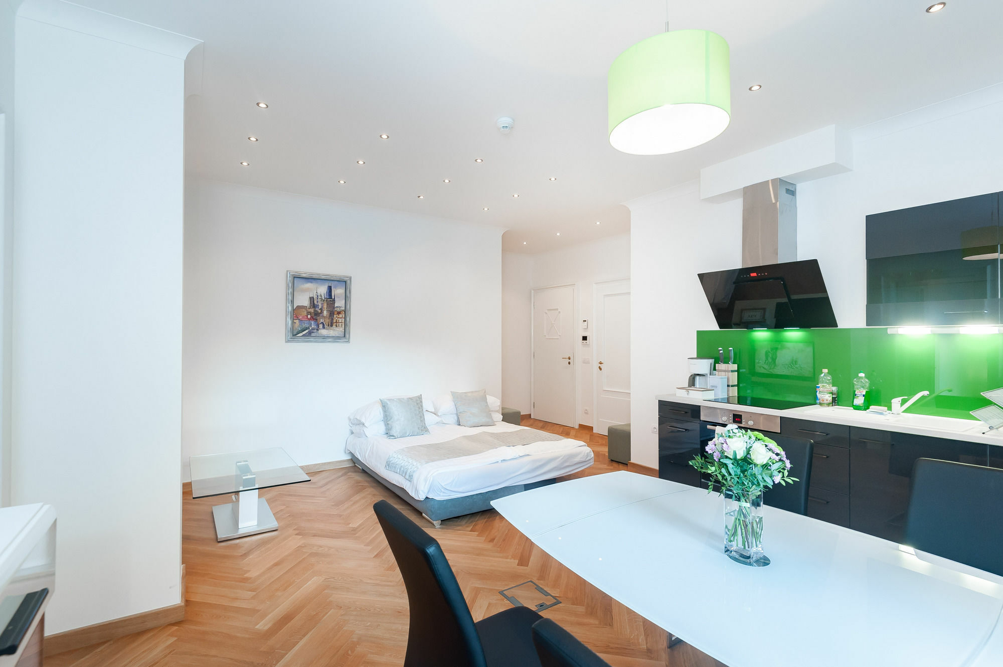 Old Town Boutique Suites Praha Bagian luar foto